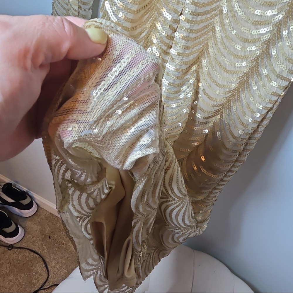 Gianni Bini Gold Sequin Wave-Pattern Mini Dress - Picture 8 of 8